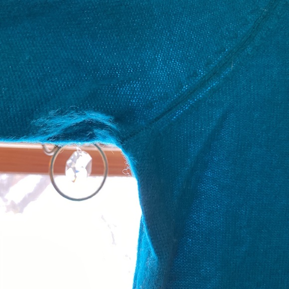 100% cashmere V-neck sweater - Picture 3 of 4